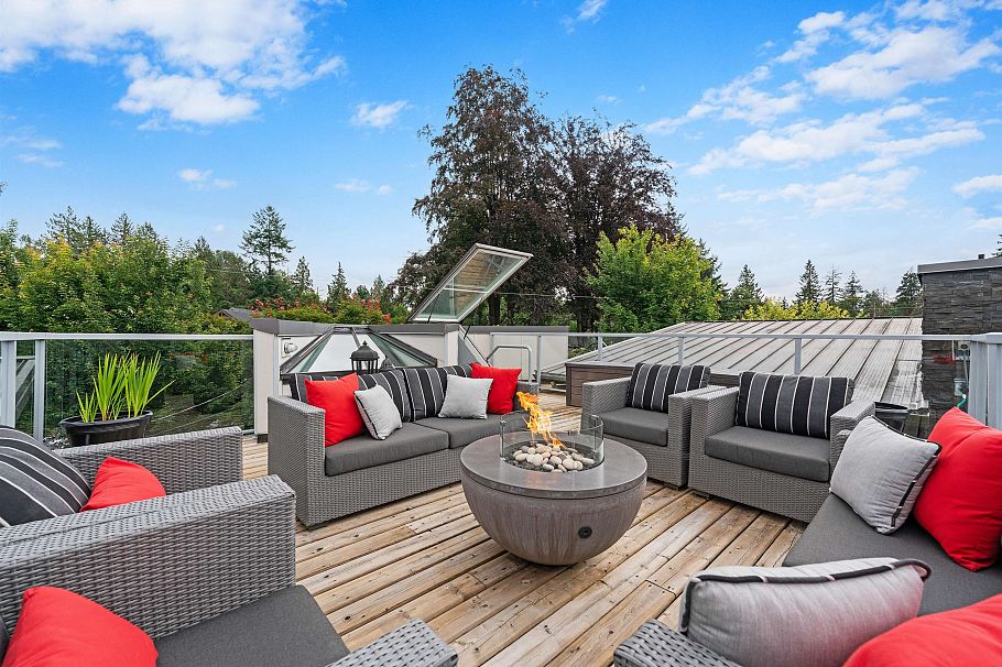 2005 Larson Road North Vancouver, BC - 21