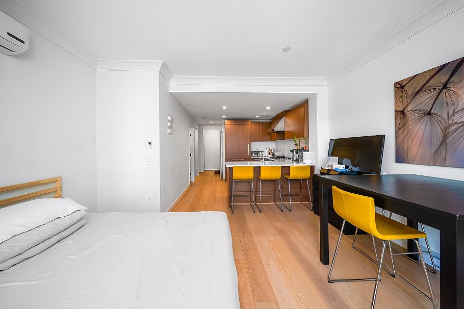 311 6033 Gray Avenue Vancouver, BC - 12