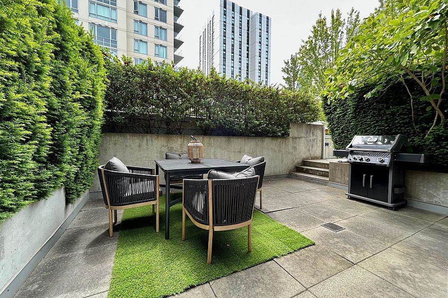104 6080 Iona Drive Vancouver, BC - 25