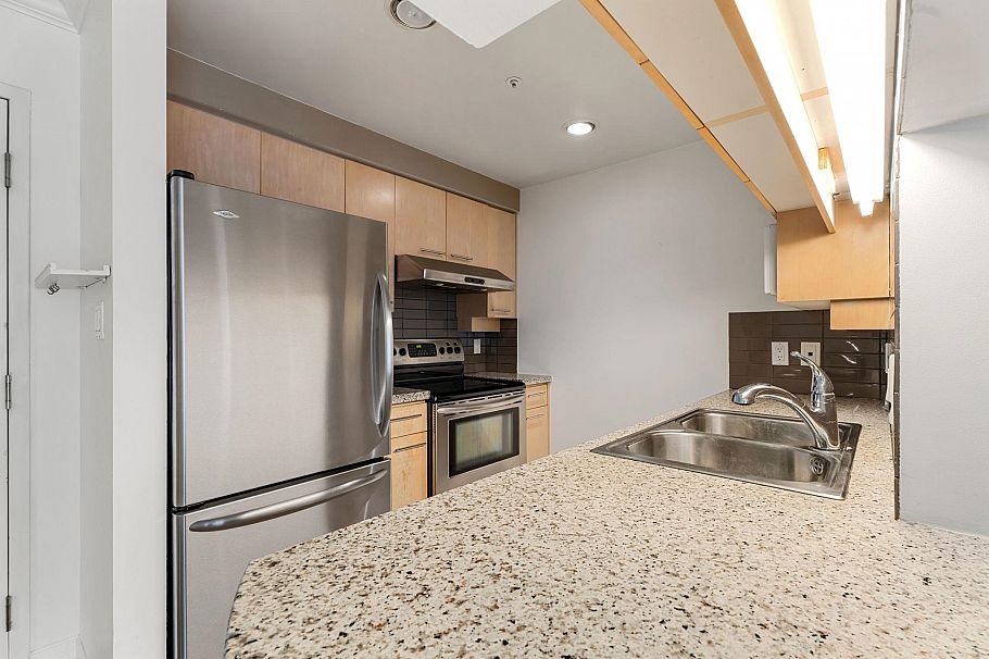 8A 199 Drake Street Vancouver, BC - 2