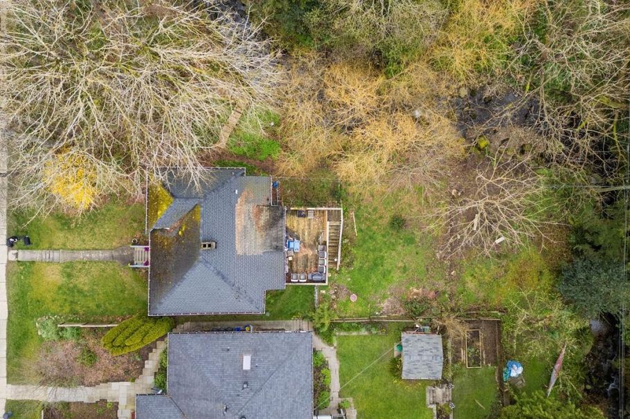 341 W 19th Street North Vancouver, BC - 7