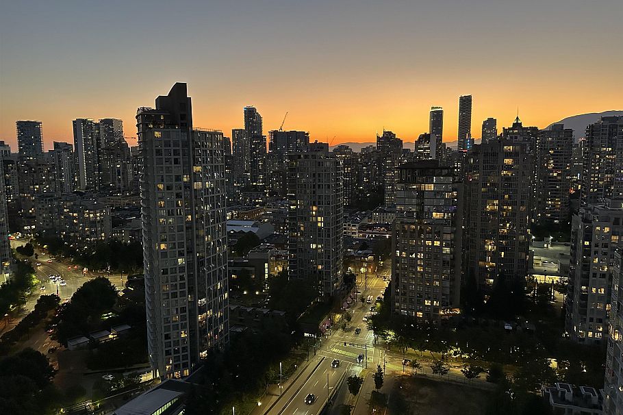 2820 89 Nelson Street Vancouver, BC - 39