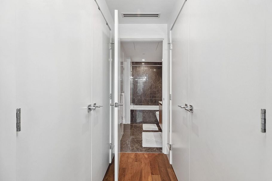 405 389 W 59th Avenue Vancouver, BC - 17