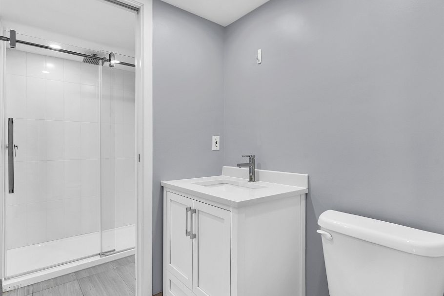 903 130 E 2nd Street North Vancouver, BC - 18