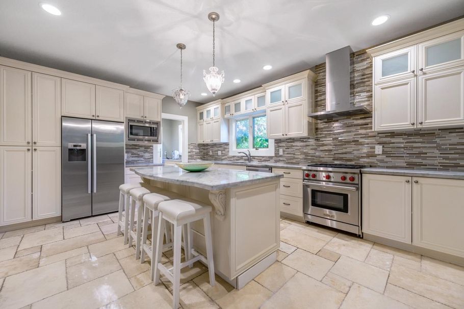 3690 Cartier Street Vancouver, BC - 6