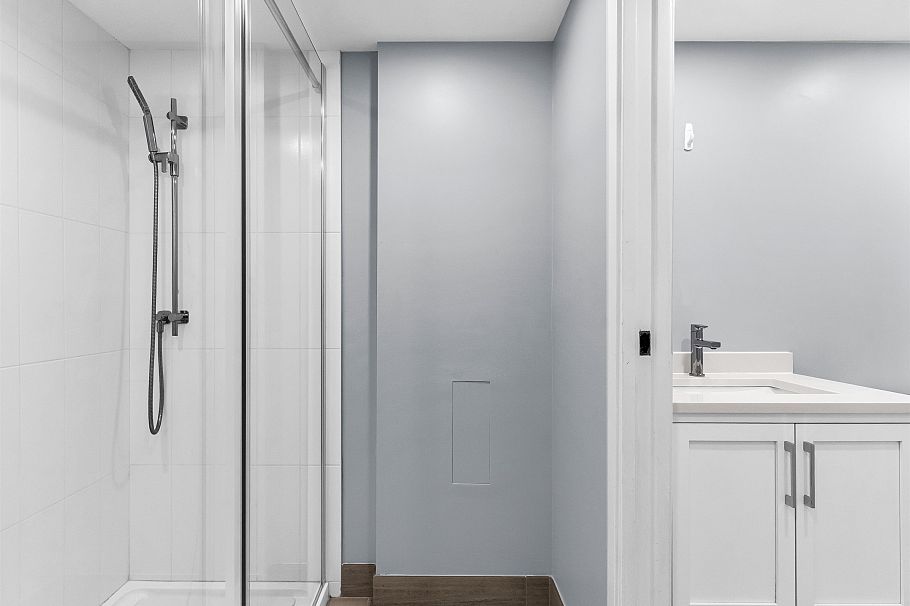 903 130 E 2nd Street North Vancouver, BC - 20