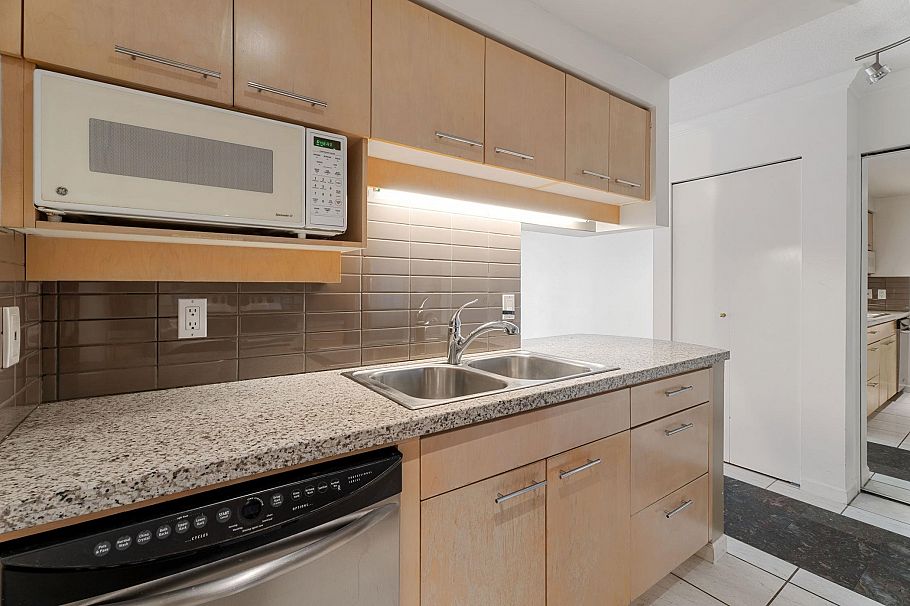 8A 199 Drake Street Vancouver, BC - 6