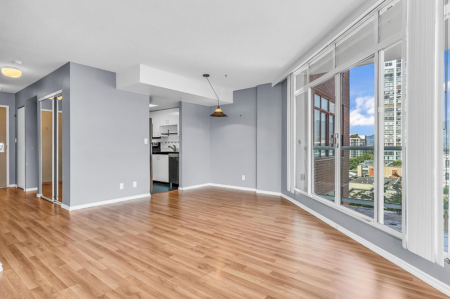 903 130 E 2nd Street North Vancouver, BC - 4