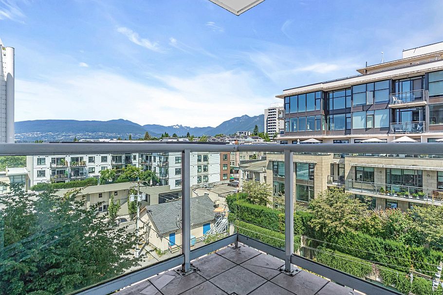 903 130 E 2nd Street North Vancouver, BC - 28