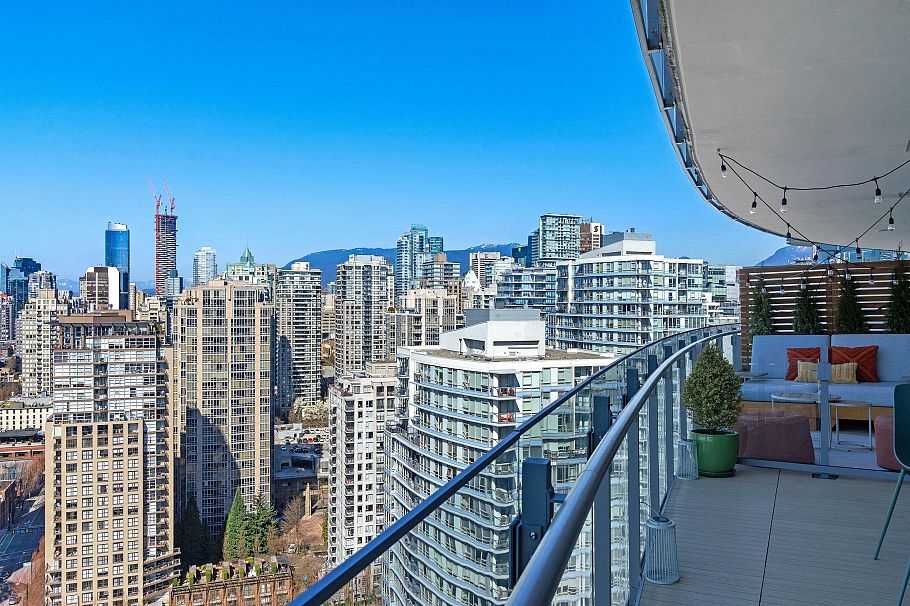 2820 89 Nelson Street Vancouver, BC - 35