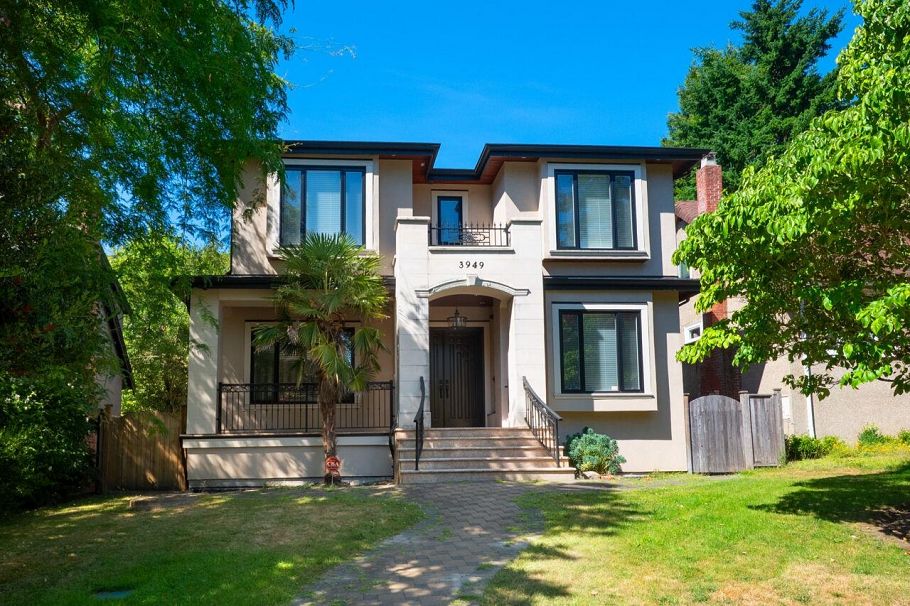 3949 W 33rd Avenue Vancouver, BC - 1
