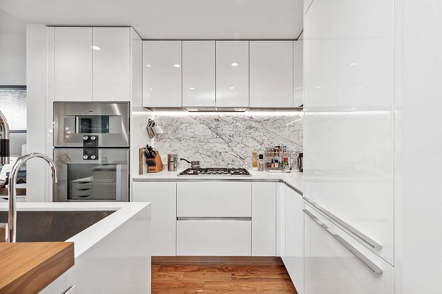 405 389 W 59th Avenue Vancouver, BC - 9