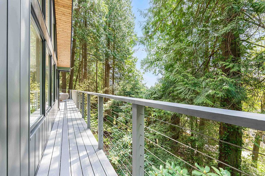 1197 Tall Tree Lane North Vancouver, BC - 17