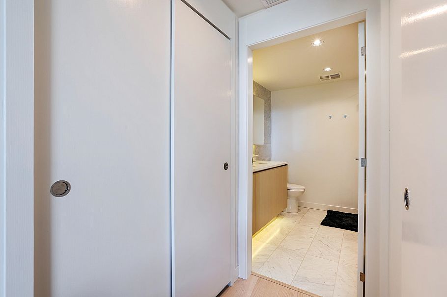 2820 89 Nelson Street Vancouver, BC - 11