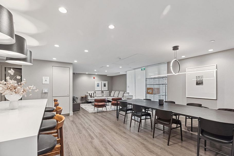 405 389 W 59th Avenue Vancouver, BC - 27