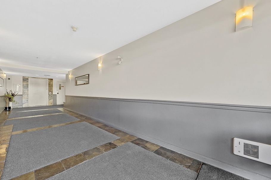 211 868 Kingsway Vancouver, BC - 18