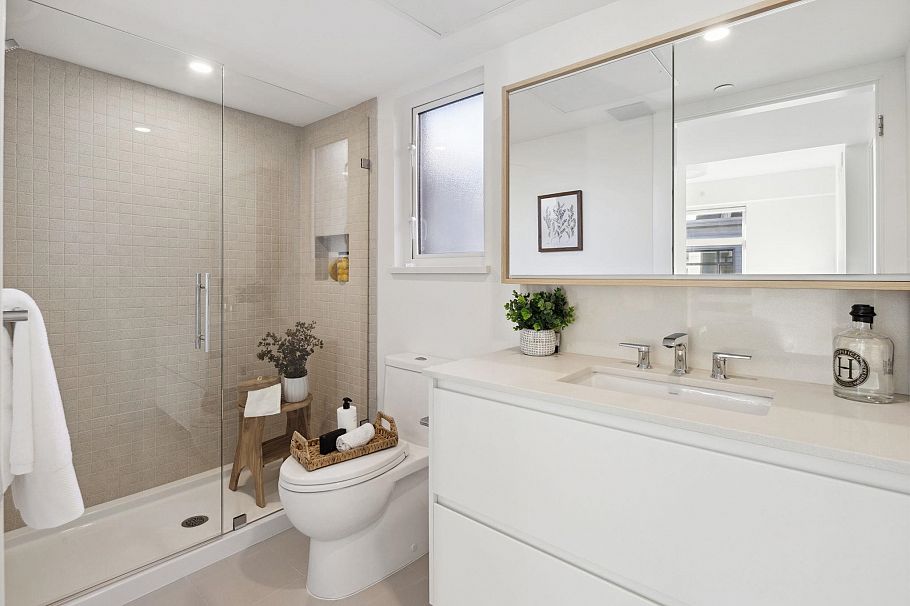 242 1014 W 47th Avenue Vancouver, BC - 10