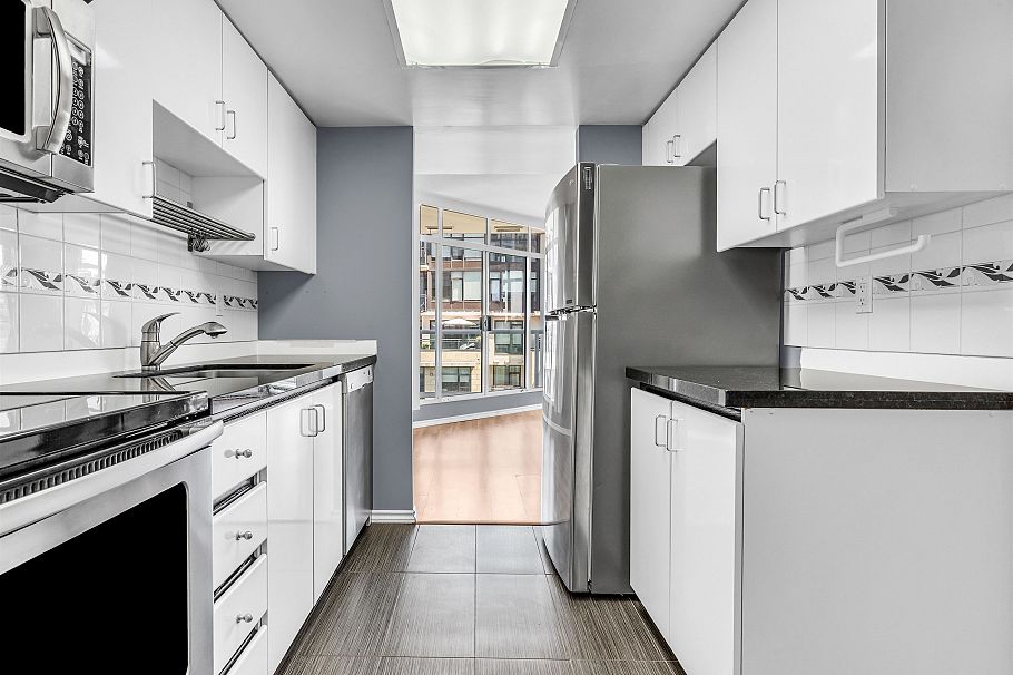 903 130 E 2nd Street North Vancouver, BC - 14