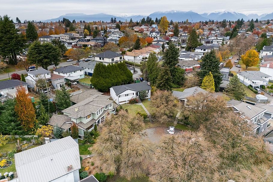 2689 Brightwood Place Vancouver, BC - 21