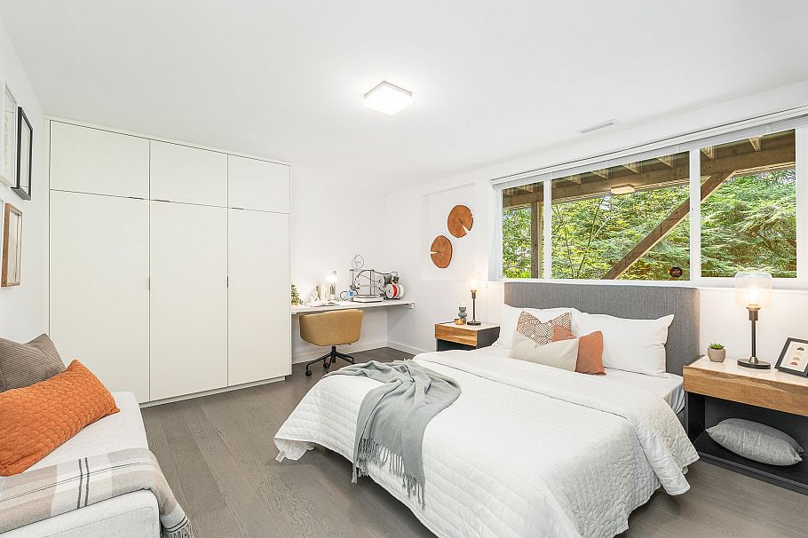 1197 Tall Tree Lane North Vancouver, BC - 12