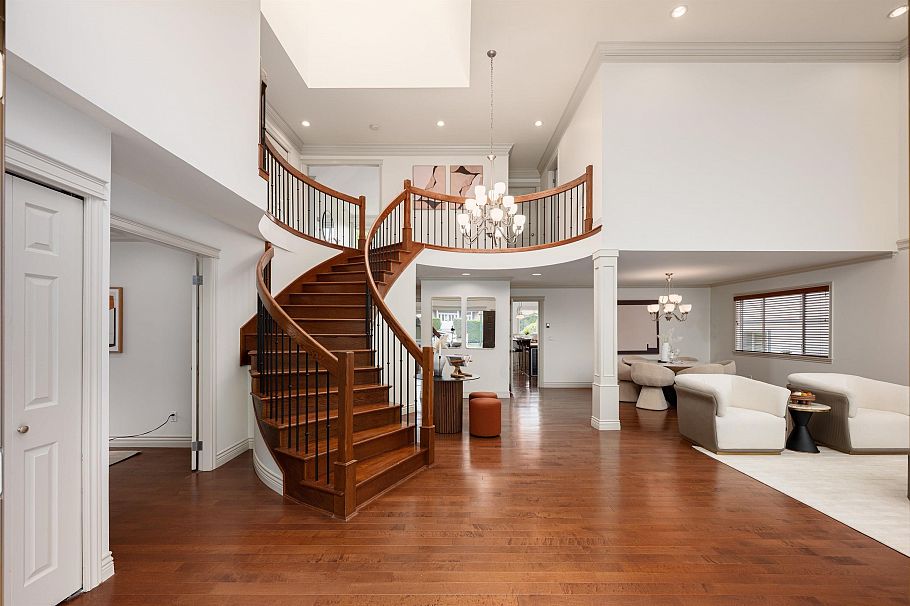 3520 W 30th Avenue Vancouver, BC - 10