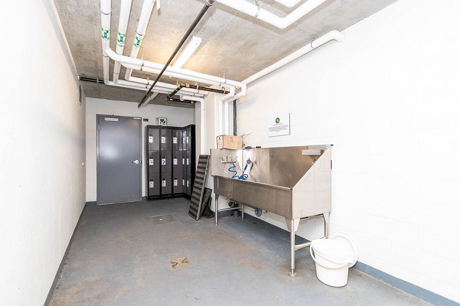 505 111 E 13th Street North Vancouver, BC - 30