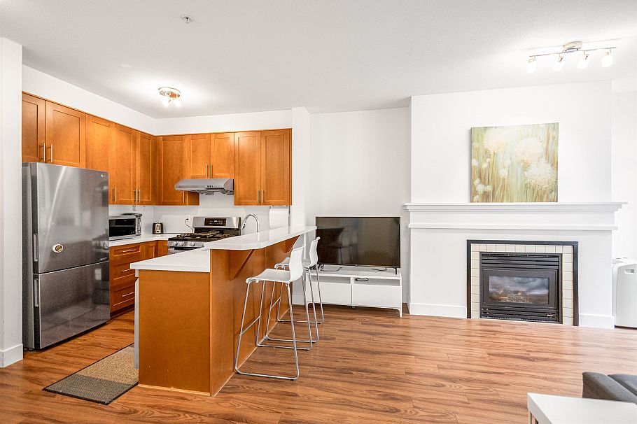 1305 4655 Valley Drive Vancouver, BC - 2