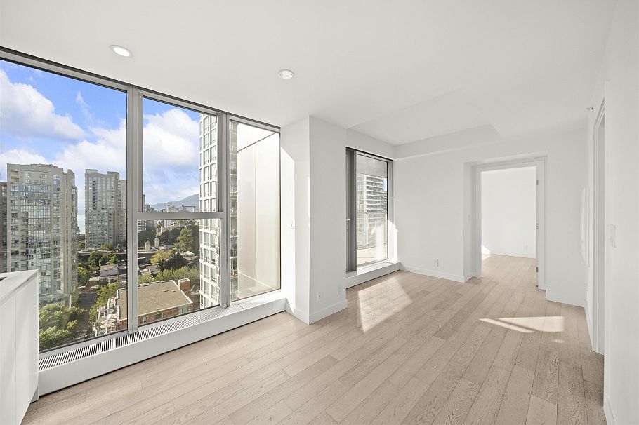 1907 1480 Howe Street Vancouver, BC - 8