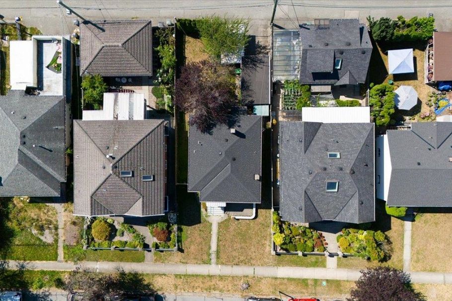 6949 Mckinnon Street Vancouver, BC - 5