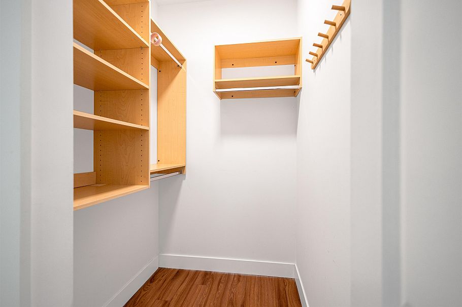 1305 4655 Valley Drive Vancouver, BC - 11