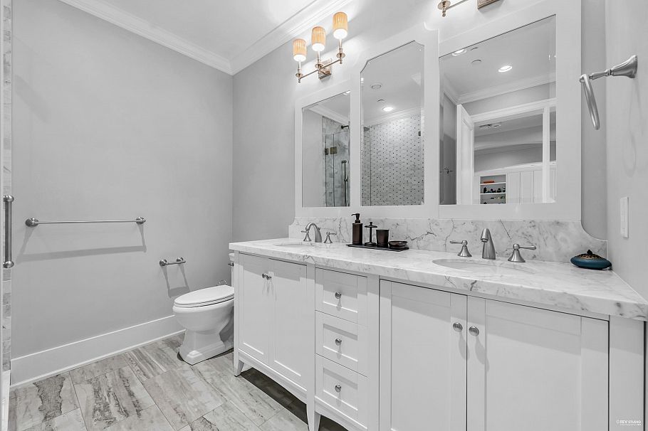 5530 Mcmaster Road Vancouver, BC - 21