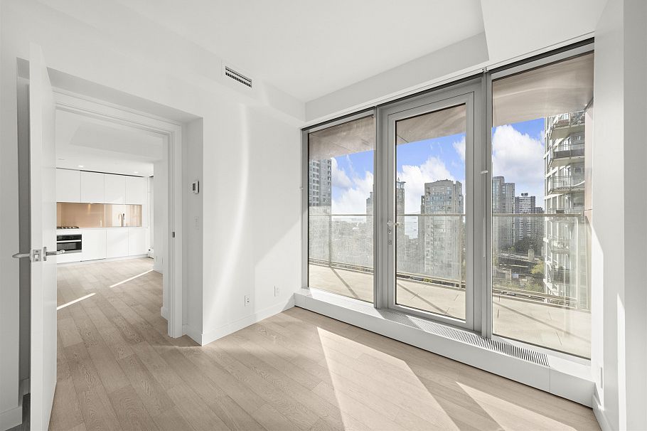 1907 1480 Howe Street Vancouver, BC - 19