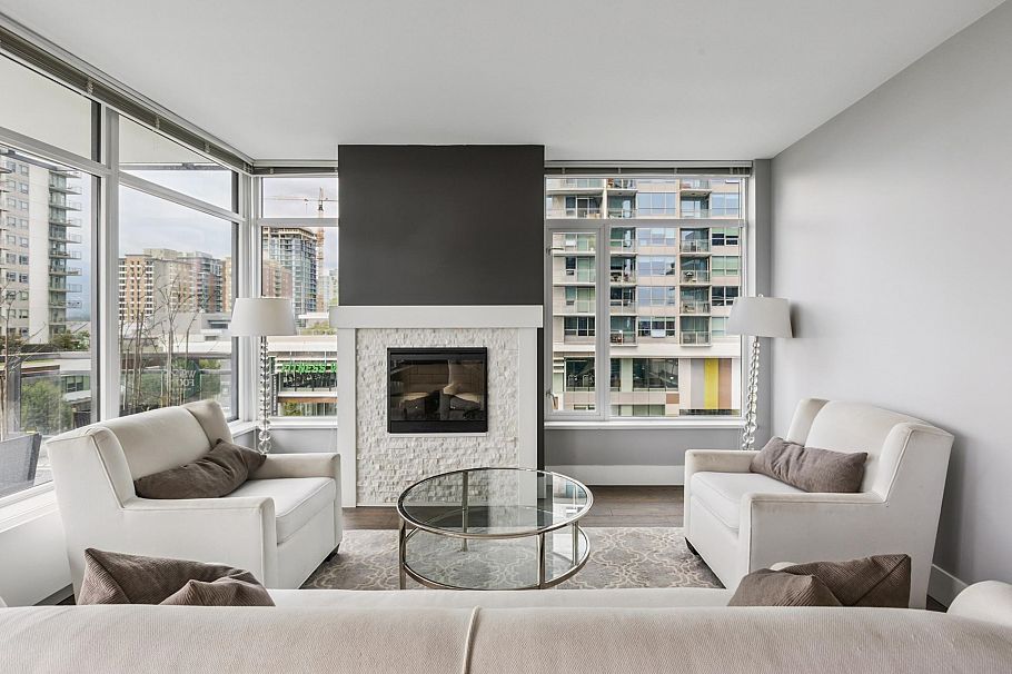 505 111 E 13th Street North Vancouver, BC - 5