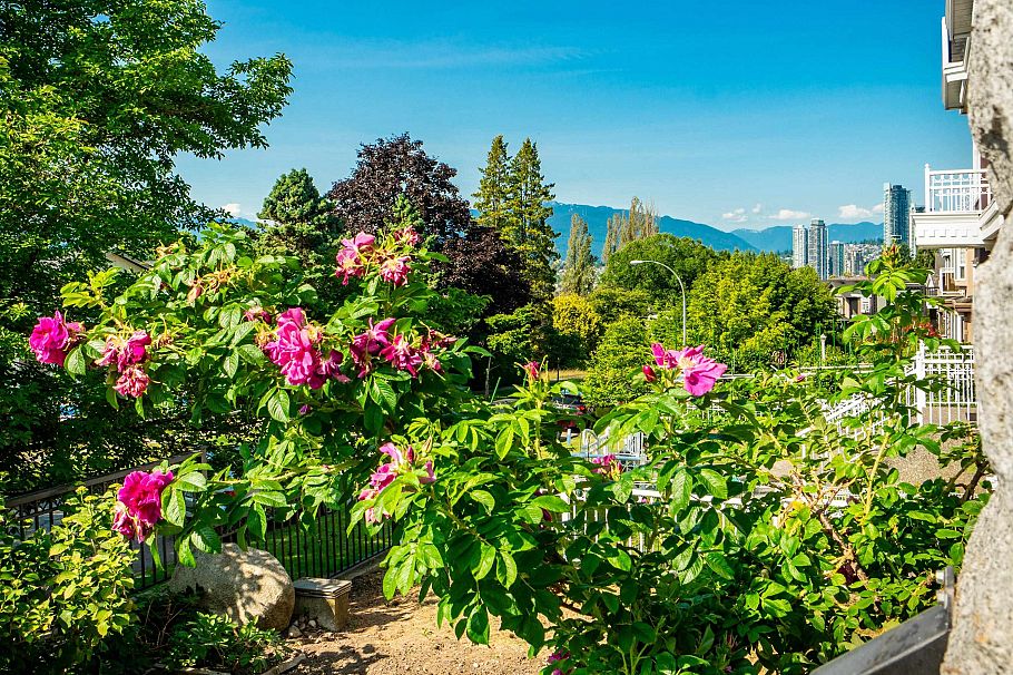 3394 Seaforth Drive Vancouver, BC - 20