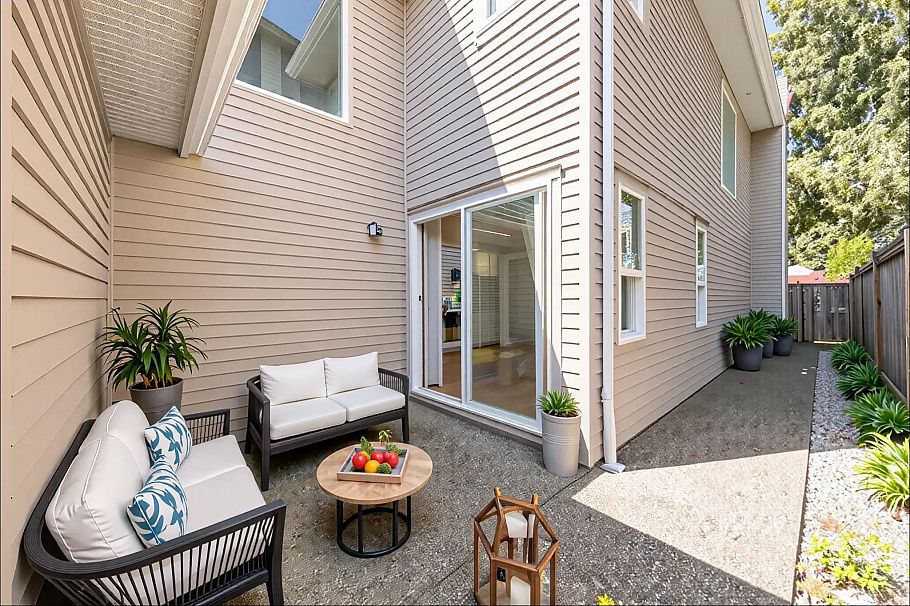 235 W 19th Street North Vancouver, BC - 13