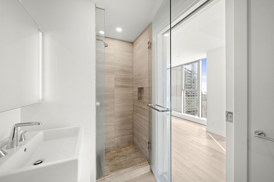 1907 1480 Howe Street Vancouver, BC - 15