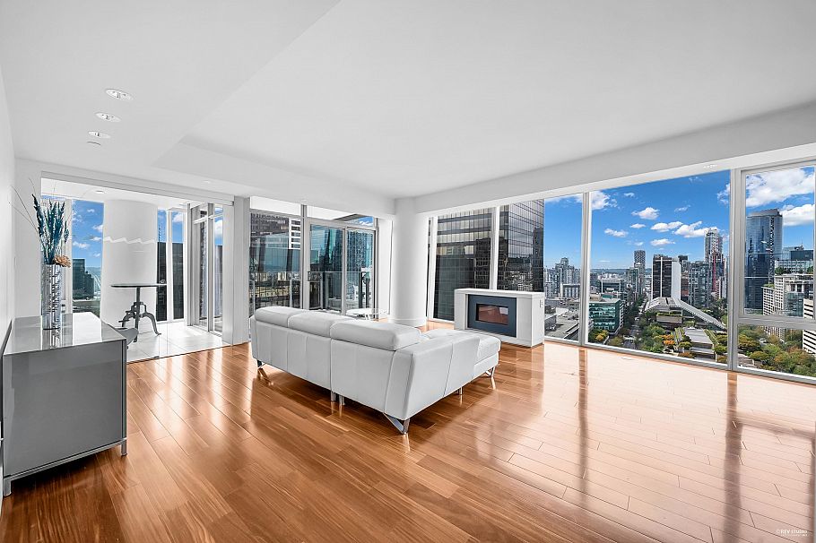 2405 667 Howe Street Vancouver, BC - 4