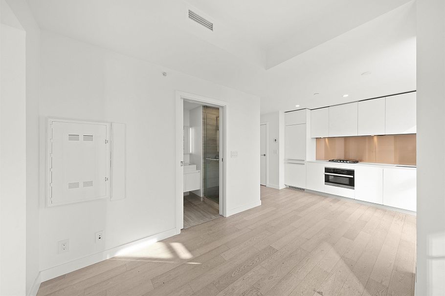 1907 1480 Howe Street Vancouver, BC - 5