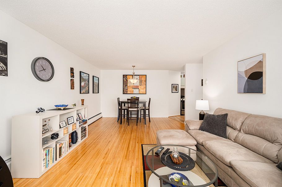 113 135 W 21st Street North Vancouver, BC - 6