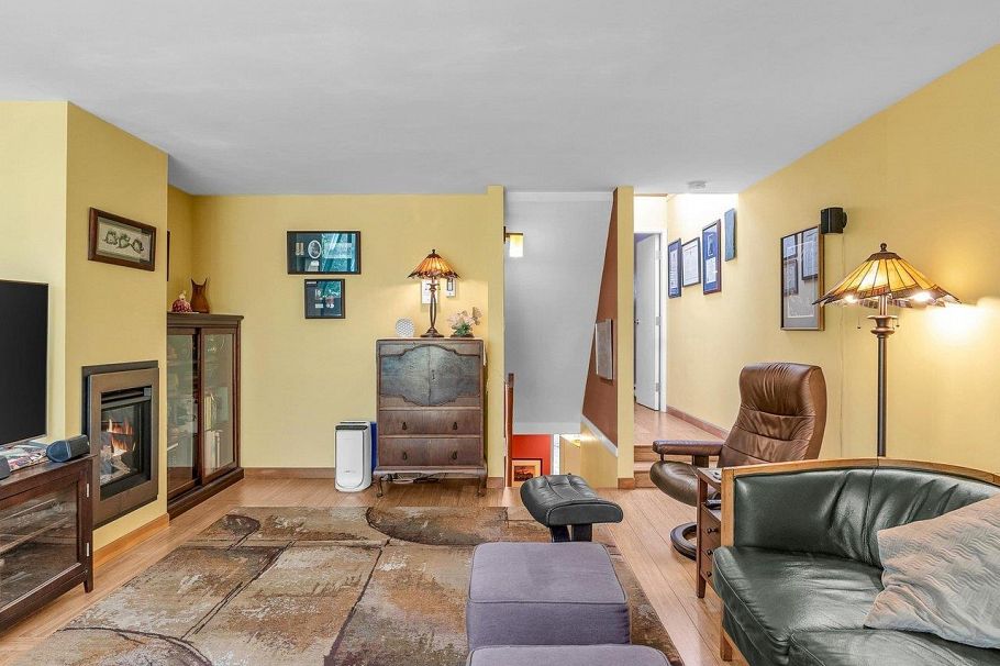 2217 Oak Street Vancouver, BC - 14