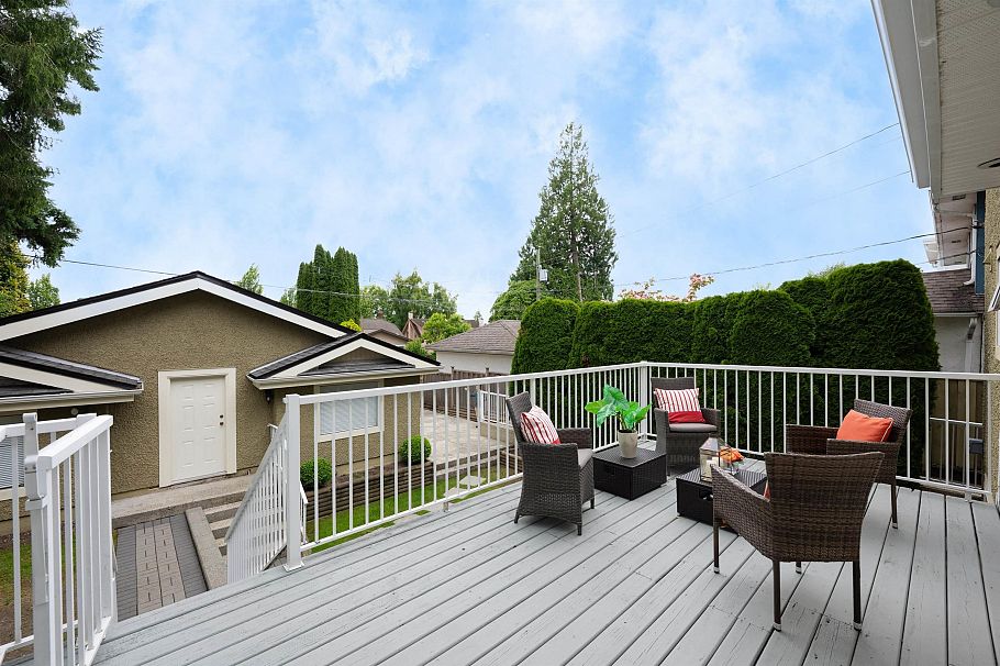 3520 W 30th Avenue Vancouver, BC - 35