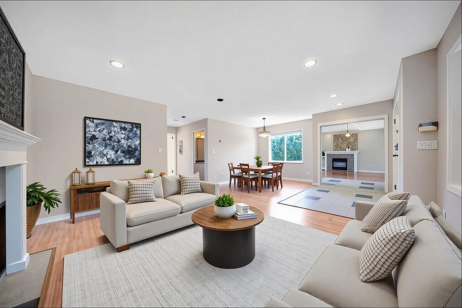 235 W 19th Street North Vancouver, BC - 4