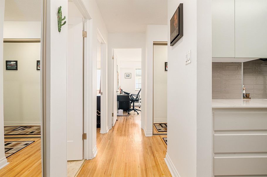 113 135 W 21st Street North Vancouver, BC - 12