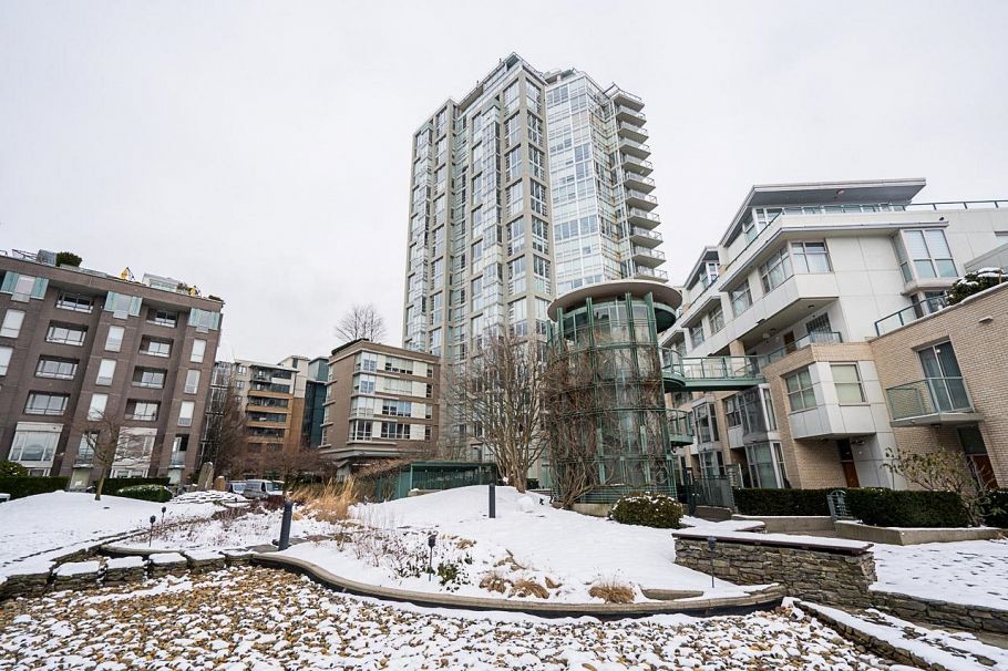 302 1228 Marinaside Crescent Vancouver, BC - 24