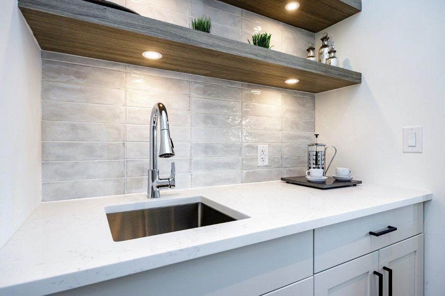 1028 Calverhall Street North Vancouver, BC - 25