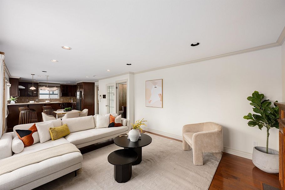 3520 W 30th Avenue Vancouver, BC - 13