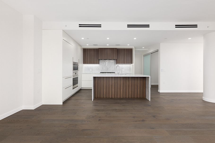 TH 1 7418 Paulson Street Vancouver, BC - 7