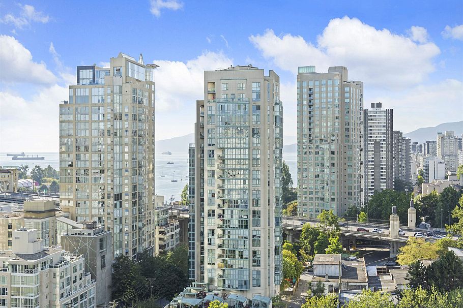 1907 1480 Howe Street Vancouver, BC - 25