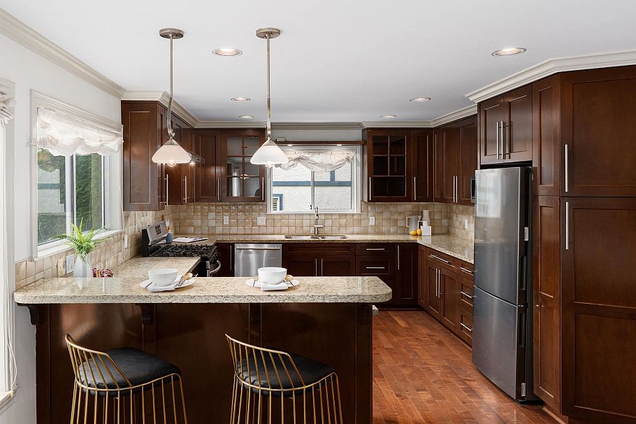 3520 W 30th Avenue Vancouver, BC - 19