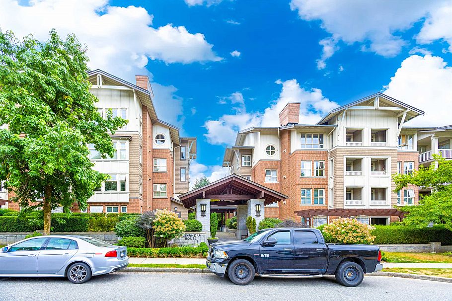 1305 4655 Valley Drive Vancouver, BC - 1